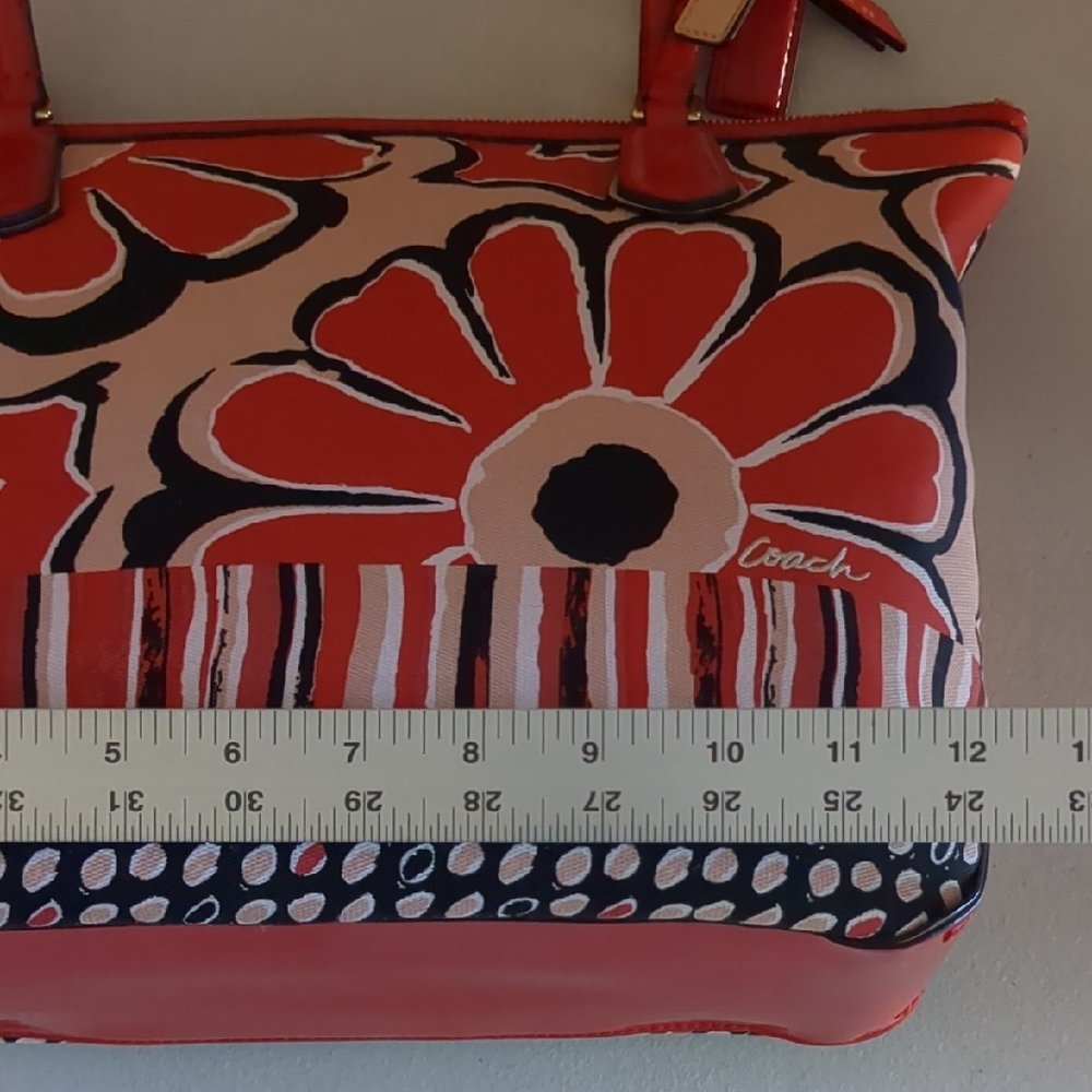 Coach Red and Black Floral Shoulder Bag - Picture 3 of 8
